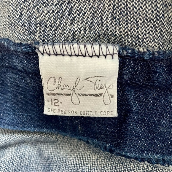 Vintage Cheryl Tiegs Medium to Dark Wash Denim Straight Leg Jeans 12 - Picture 3 of 13